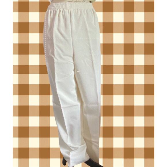Alfred Dunner Womens 14 Petite Proportioned Short Cream Corduroy Pants - Picture 2 of 7